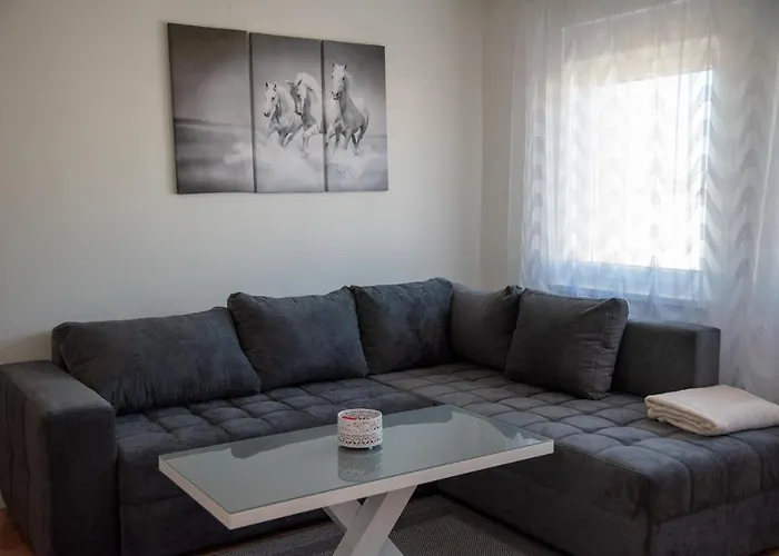 Apartman Ante