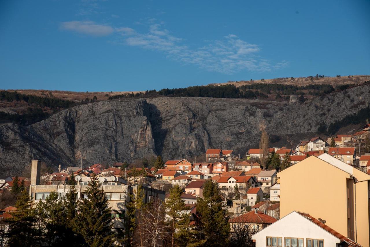 Ante * Livno